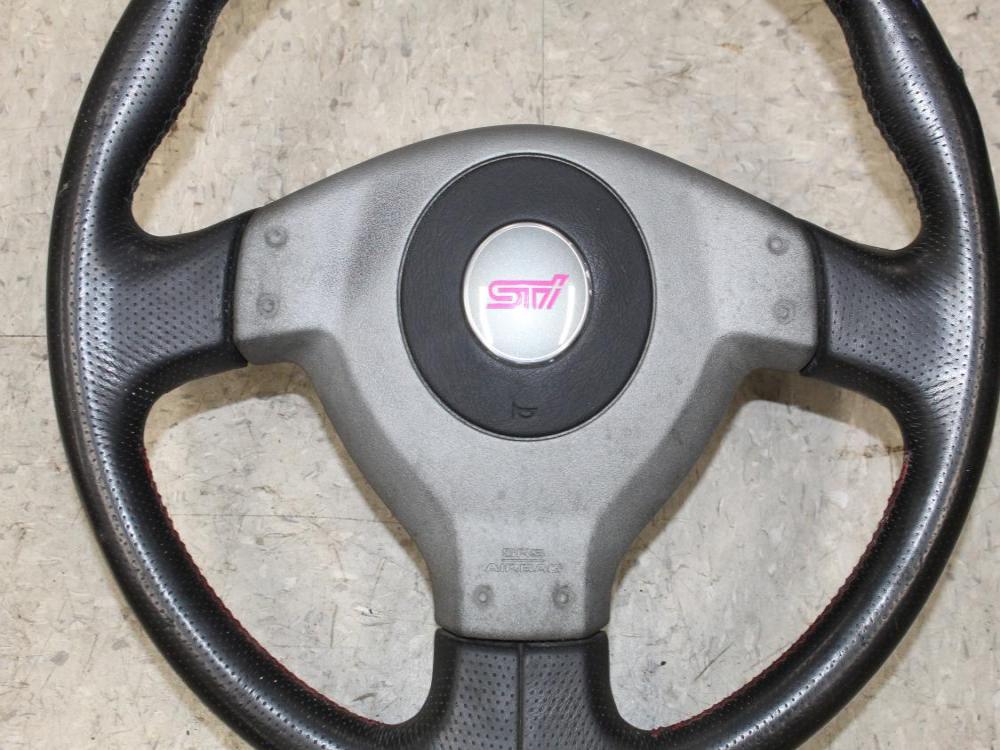JDM 02-07 SUBARU IMPREZA WRX STI USED OEM STEERING WHEEL: Image 5