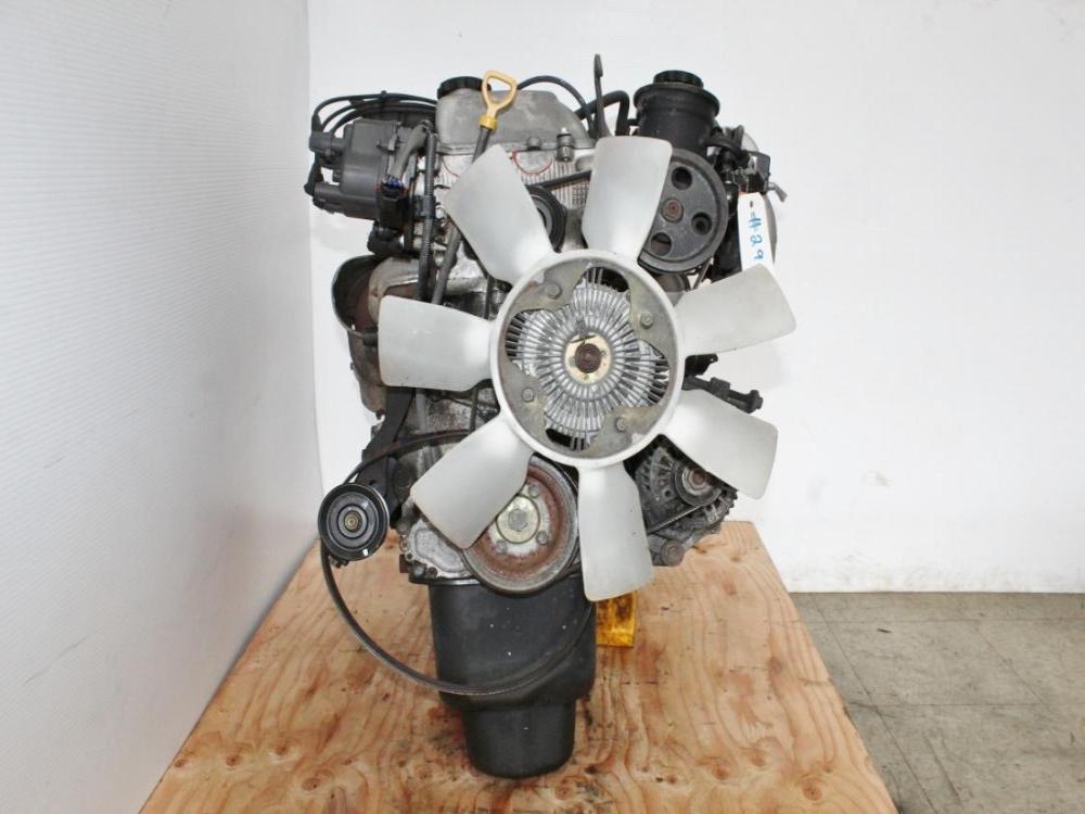 1995-1996 Toyota 4Runner 2.7L 4 Cylinder 3RZ-FE Engine Front Sump 8Port Motor: Image 14