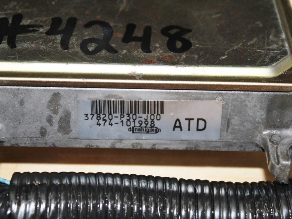 1992-2000 Honda Civic SIR Si B16A DOHC Vtec Engine 5 Speed Manual Transmission P30 ECU: Image 4