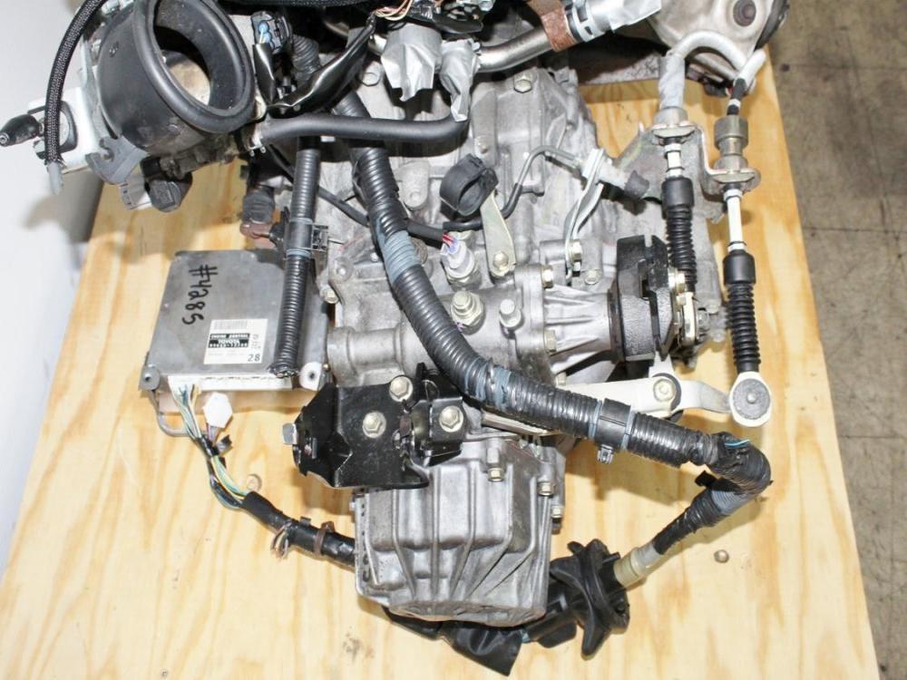 2003-2006 Toyota Matrix XRS 2ZZ-GE VVTI Engine 6 Speed C60 Transmission 1.8L : Image 17