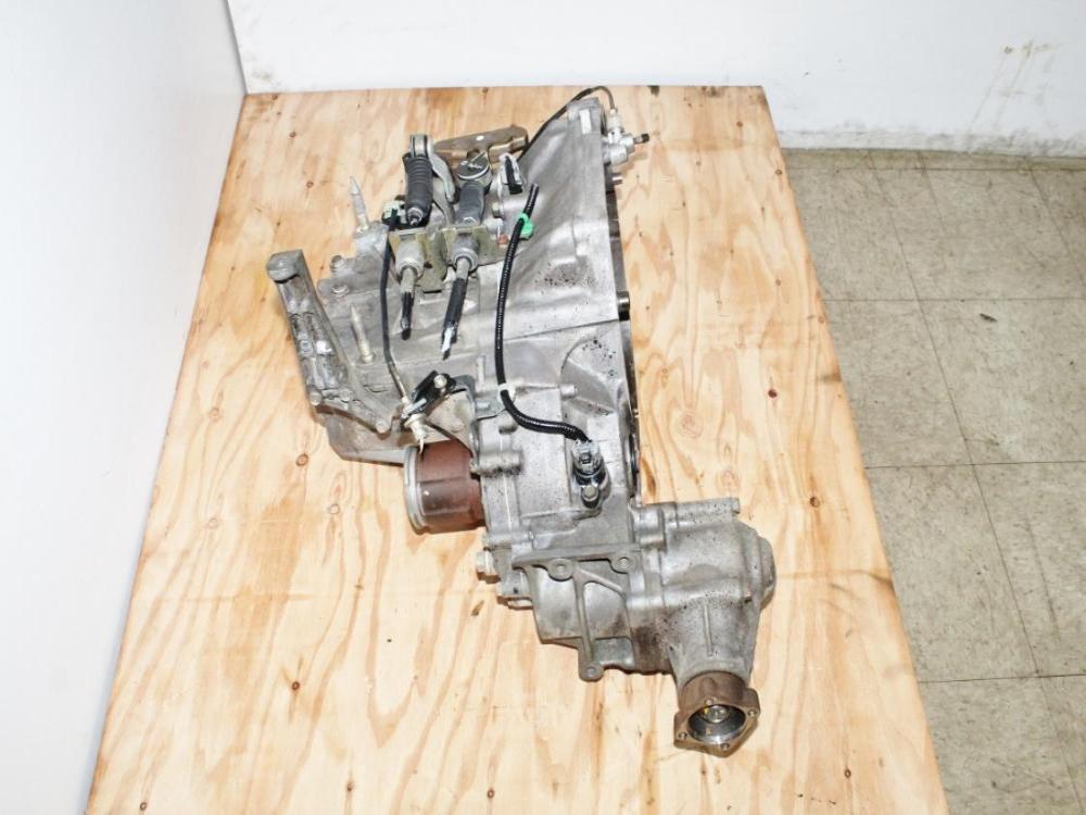 2002 2003 2004 2005 2006 HONDA CRV AWD 5 Speed Manual Transmission K24A 2.4L K-Series JDM: Image 12